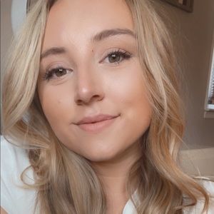 Meet your Posher, Katelynn